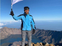 A Guide to Mount Rinjani Trekking Adventures