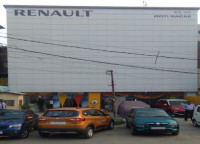 Renault Car Showroom in South Delhi
