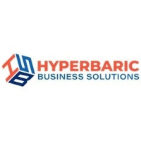 What are the key advantages of completing hyperbaric technician training online?