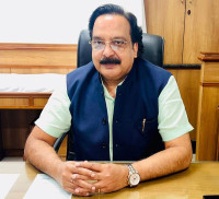 Dr. Anant Kumar Tiwari- Orthopaedic Surgeon Delhi